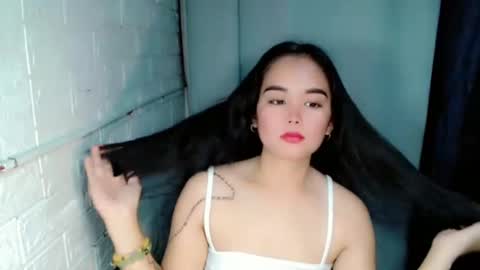 LAIKA online show from December 21, 1:57 am