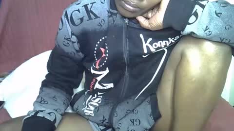 sweet_lessly online show from January 14, 2:23 pm