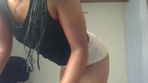 sweet likey online show from November 30, 8:51 am