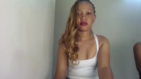 Snapshot of sweet_likey chatting on April 17, 7:39 pm sweet likey online show from April 17, 7:39 pm