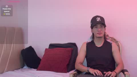 Mia online show from June 15, 12:18 pm