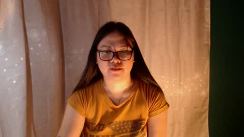 Snapshot of sweet_loverxxx chatting on September 23, 4:32 pm Dimple online show from September 23, 4:32 pm