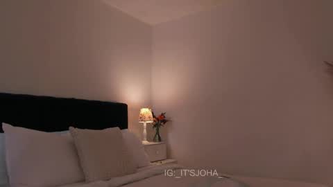 Mor online show from February 28, 4:52 pm