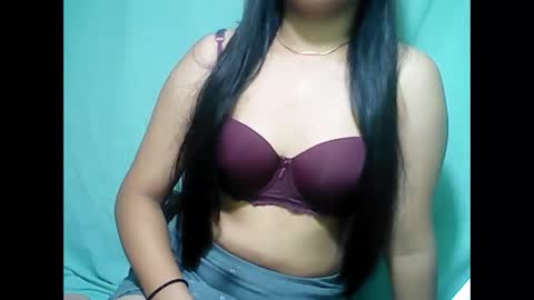 Snapshot of sweet_maria449483 chatting on October 15, 7:47 pm sweet_maria449483 online show from October 15, 7:47 pm