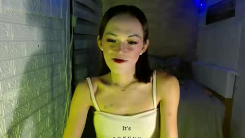 Snapshot of sweet_marry143 chatting on November 30, 1:31 am marry online show from November 30, 1:31 am