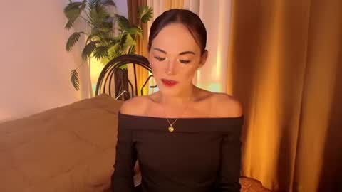 Snapshot of sweet_marry143 chatting on June 19, 12:37 am marry online show from June 19, 12:37 am