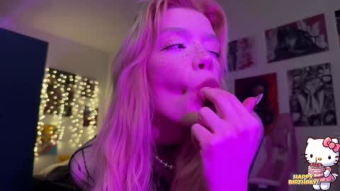 Melissa. Join me on Fansly link in social medias online show from January 20, 4:55 pm