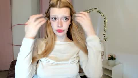 Melissa. Join me on Fansly link in social medias online show from March 22, 9:07 pm