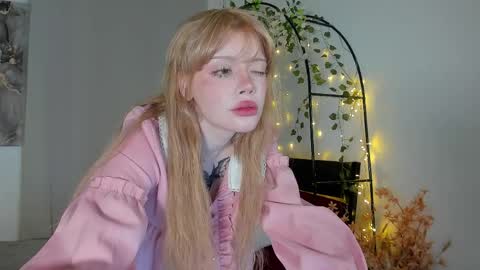 Snapshot of sweet_melissa133 chatting on April 9, 9:20 pm Melissa. Join me on Fansly link in social medias online show from April 9, 9:20 pm