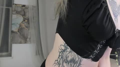 Snapshot of sweet_melissa133 chatting on June 5, 4:13 pm Melissa. Join me on Fansly link in social medias online show from June 5, 4:13 pm