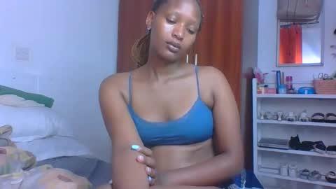 Linda online show from May 9, 1:55 am