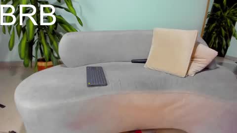 Snapshot of sweet_mia23 chatting on February 27, 8:50 am MIA 3 online show from February 27, 8:50 am