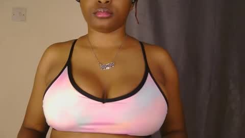 Queen debby online show from March 27, 10:53 pm