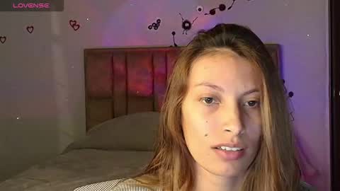 sweet_moon_v_ online show from January 8, 11:29 pm