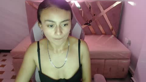Snapshot of sweet_morita_v chatting on February 9, 6:05 pm Live 300pm 900pm COLOMBIAN HOUR online show from February 9, 6:05 pm