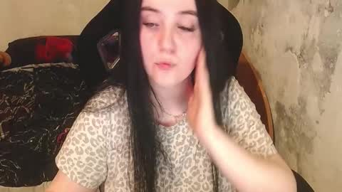 sweet_my_dream online show from March 18, 4:54 pm