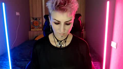 Snapshot of sweet_n_strong chatting on January 7, 12:18 pm sweet_n_strong online show from January 7, 12:18 pm