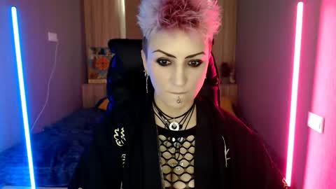 Snapshot of sweet_n_strong chatting on January 8, 7:32 am sweet_n_strong online show from January 8, 7:32 am