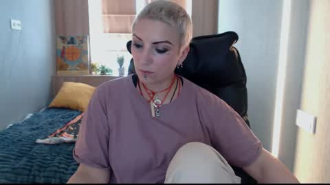 sweet_n_strong online show from June 13, 11:08 am