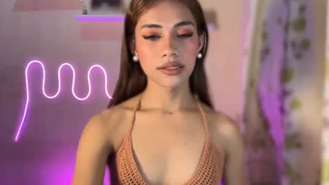 sweet_nikki03 online show from September 22, 3:03 pm