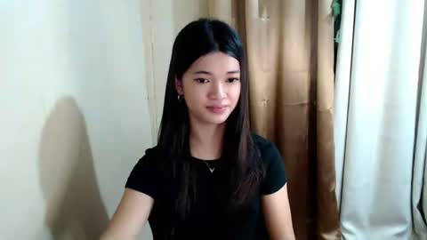 sweet_nylia online show from July 20, 11:56 am