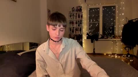 kira online show from January 23, 8:24 pm