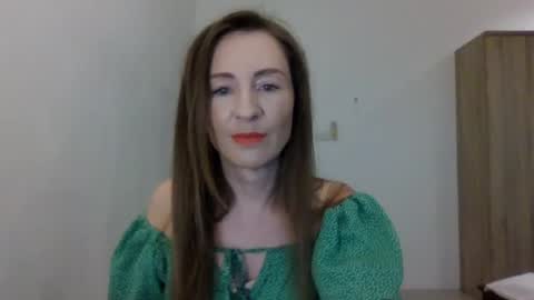 sweet_poeme online show from July 8, 11:37 am