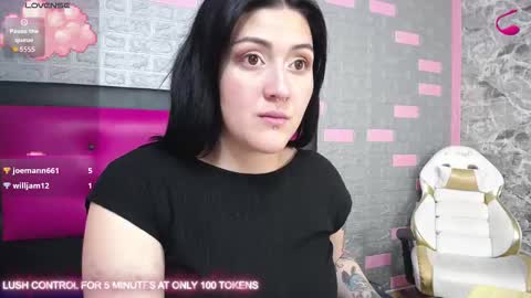  LAUREN  online show from September 9, 7:46 pm