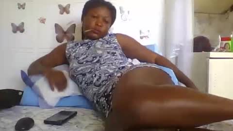 Snapshot of sweet_poncan chatting on January 12, 6:49 am Sweet poncan online show from January 12, 6:49 am