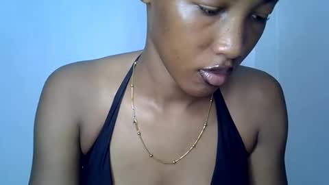 sweet girl online show from June 9, 3:01 pm