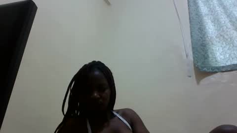 Snapshot of sweet_quinet chatting on October 15, 5:29 am Quintet online show from October 15, 5:29 am