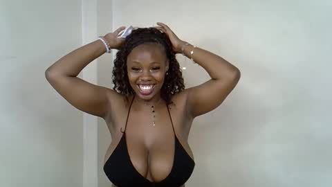 Snapshot of sweet_santana chatting on January 18, 2:10 pm Elina online show from January 18, 2:10 pm