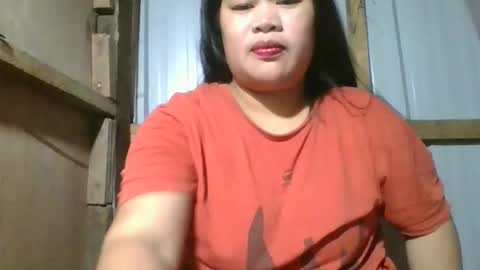 Snapshot of sweet_shafarah chatting on March 18, 3:37 pm sweet_shafarah online show from March 18, 3:37 pm