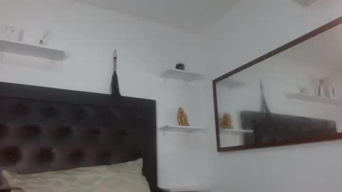 sweet_sharonn online show from September 14, 1:21 pm