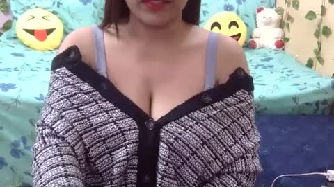 sweet_shivani online show from December 4, 8:01 am