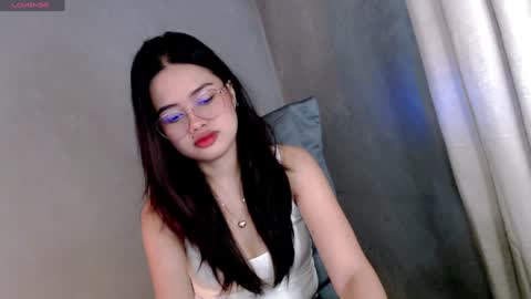 Leah online show from January 21, 9:03 am