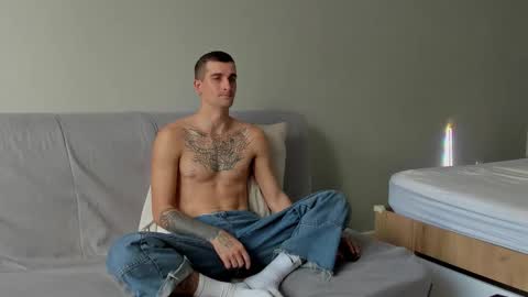 sweet_smith8 online show from October 20, 7:53 am