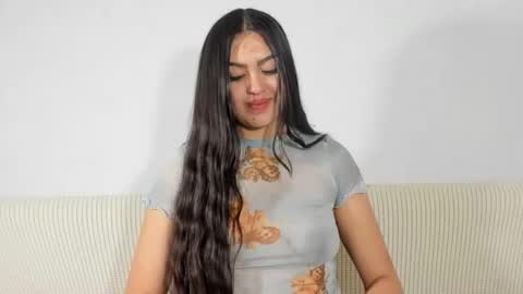 Snapshot of sweet_sophie_7 chatting on January 21, 10:41 pm sweet_sophie_7 online show from January 21, 10:41 pm