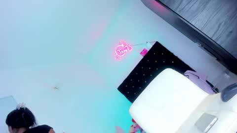 Snapshot of sweet_stacie chatting on July 1, 1:02 pm sweet_stacie online show from July 1, 1:02 pm