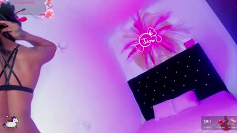 Snapshot of sweet_stacie chatting on July 24, 3:43 pm sweet_stacie online show from July 24, 3:43 pm