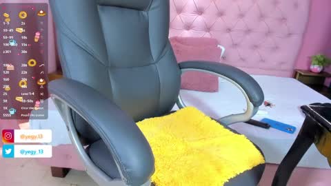 Snapshot of sweet_starxx chatting on May 28, 9:56 pm Yeileen online show from May 28, 9:56 pm