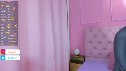 Snapshot of sweet_starxx chatting on June 16, 9:28 pm Yeileen online show from June 16, 9:28 pm