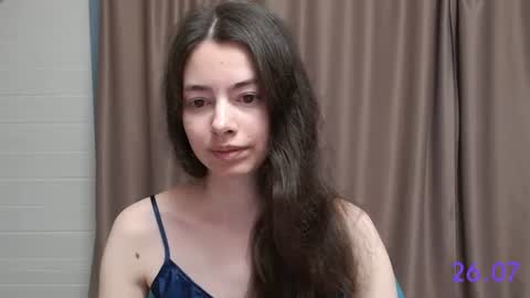 Snapshot of sweet_sweet_angel chatting on July 26, 10:00 am Angel online show from July 26, 10:00 am