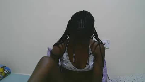 Snapshot of sweet_tattiana chatting on February 7, 12:28 pm Tatty online show from February 7, 12:28 pm