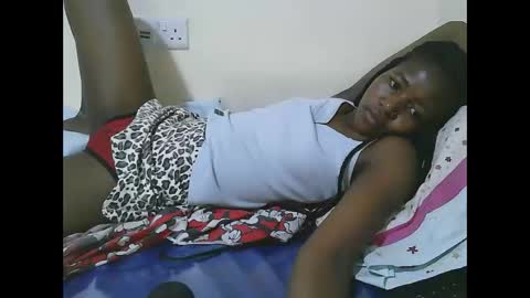 Snapshot of sweet_tattiana chatting on February 12, 11:29 am Tatty online show from February 12, 11:29 am