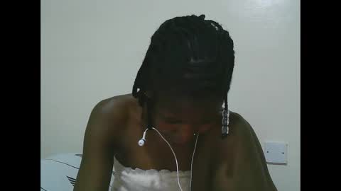 Snapshot of sweet_tattiana chatting on February 13, 6:05 pm Tatty online show from February 13, 6:05 pm