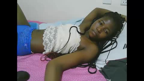 Snapshot of sweet_tattiana chatting on February 14, 11:42 pm Tatty online show from February 14, 11:42 pm