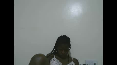 Snapshot of sweet_tattiana chatting on February 19, 11:04 pm Tatty online show from February 19, 11:04 pm