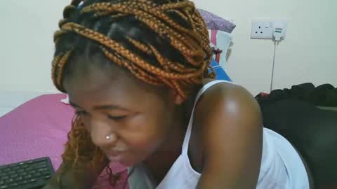 Snapshot of sweet_tattiana chatting on March 11, 1:05 am Tatty online show from March 11, 1:05 am