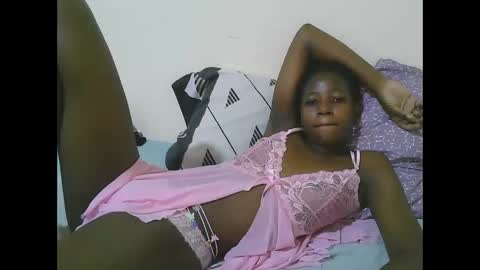 Snapshot of sweet_tattiana chatting on October 15, 7:47 pm Tatty online show from October 15, 7:47 pm
